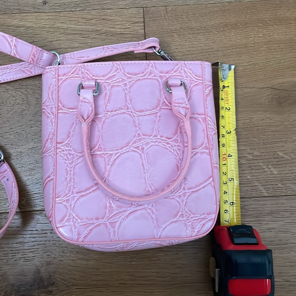 Pink Croc-Embossed Women's Bag - Picture 6 of 7